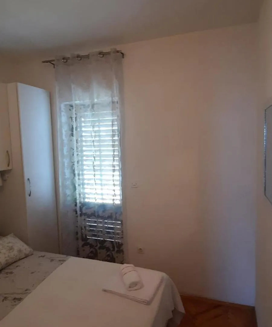 Apartments Ana Bilota Seget Vranjica Croatie