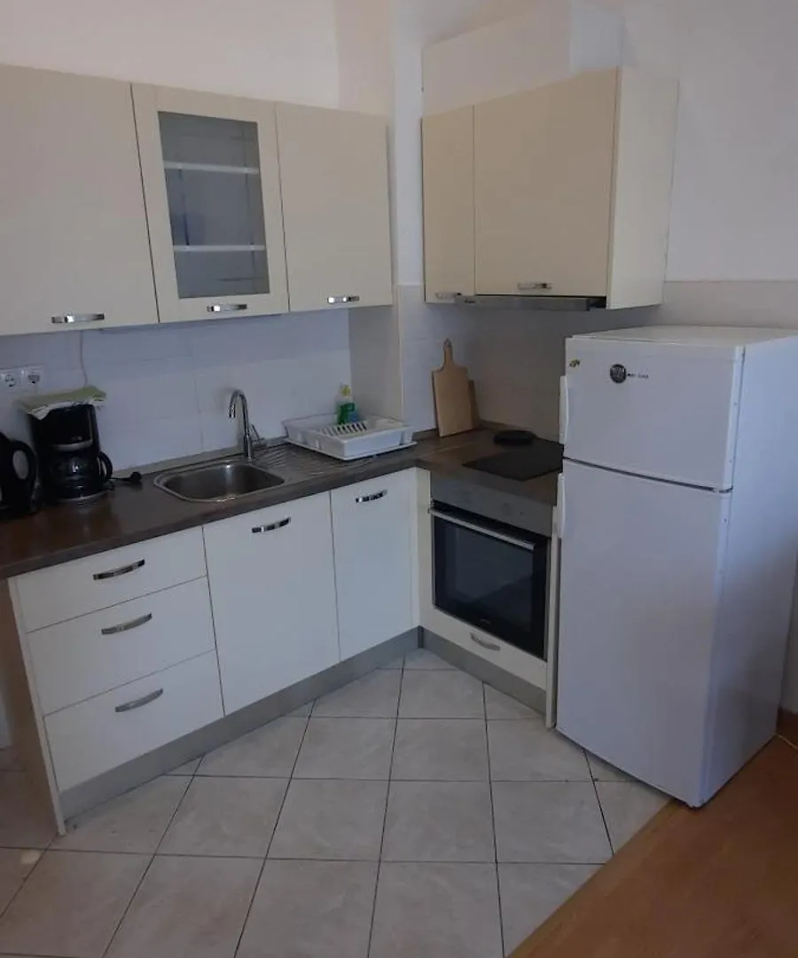 Apartments Ana Bilota Seget Vranjica 0*,  Croatie